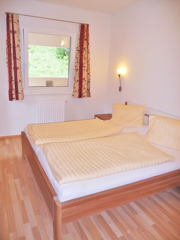 Ferienhaeuser Troester Bad Kleinkirchheim Phòng bức ảnh